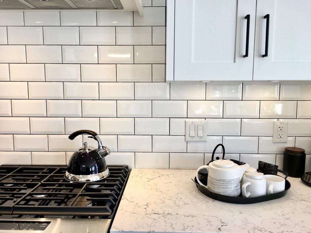 How to Choose the Perfect Kitchen Backsplash for Your Home